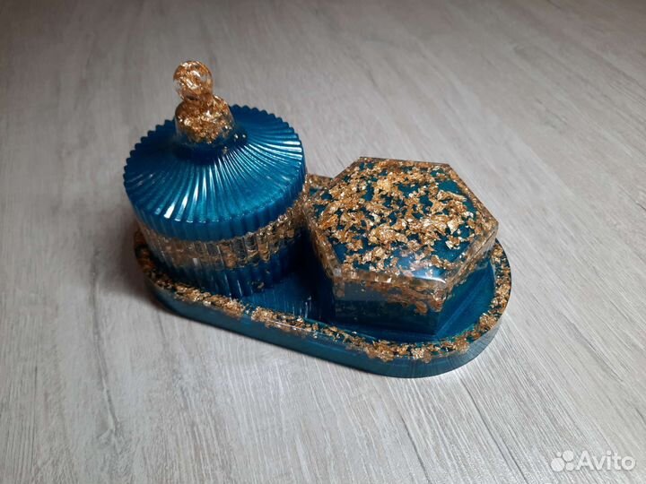 Шкатулки, кулоны