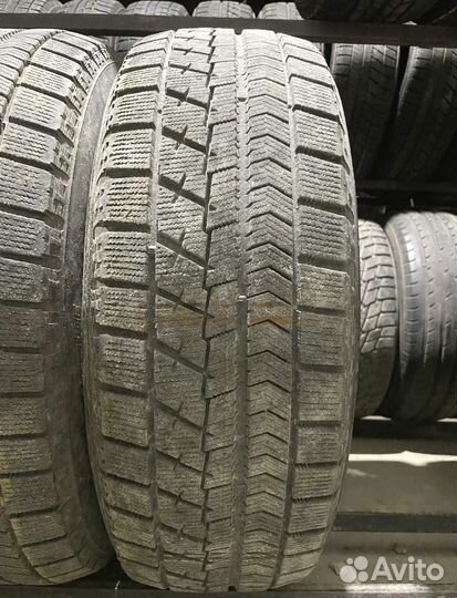 Bridgestone Blizzak VRX 215/65 R16 96P