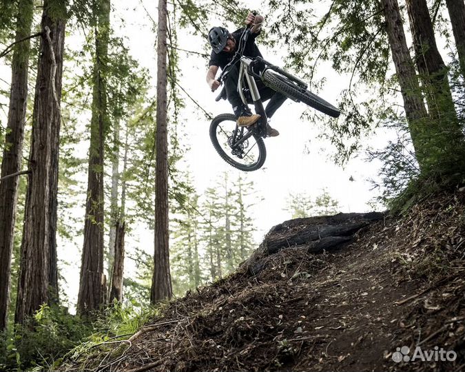 Вилка RockShox Lyrik Boost 27.5 150-180