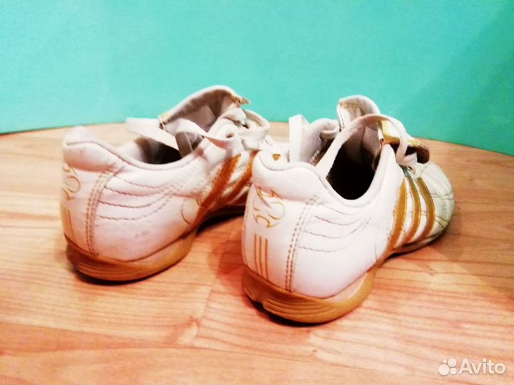 Футзал Бутсы Adidas р-р 31-32 Вьетнам