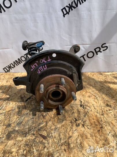 Кулак поворотный передний левый Nissan X-Trail T30