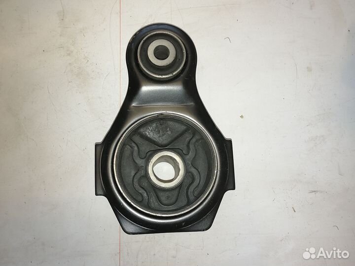 Подушка двигателя Honda