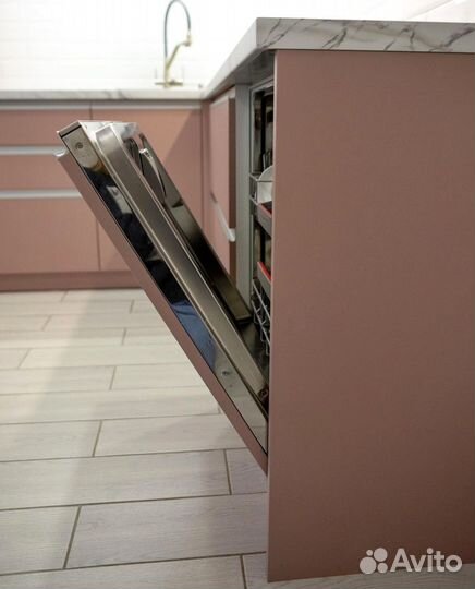 Угловая кухня с мдф фасадами