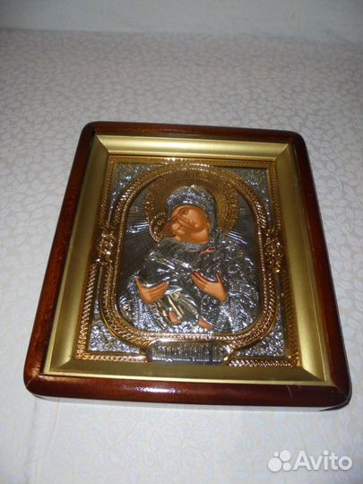 Икона Владимирская киот 28х24 золочение Софрино