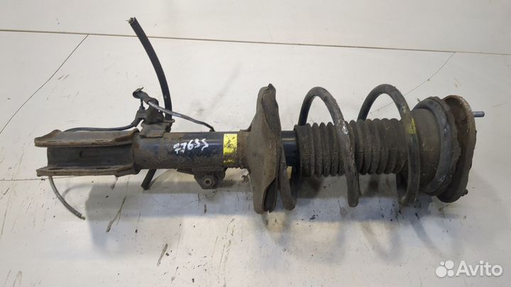 Амортизатор подвески Toyota Avensis 2, 2008