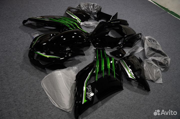 Комплект пластика на Kawasaki ZX-14R 2012-2021
