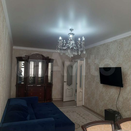 2-к. квартира, 65 м², 2/10 эт.