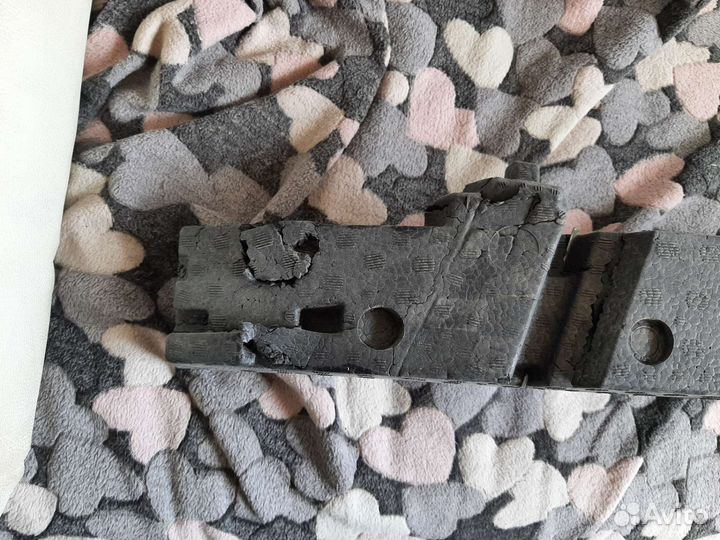 Абсорбер переднего бампера Audi Q3