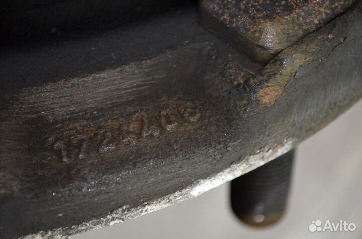 Ступица, дисковые тормоза, передний мост, правая s