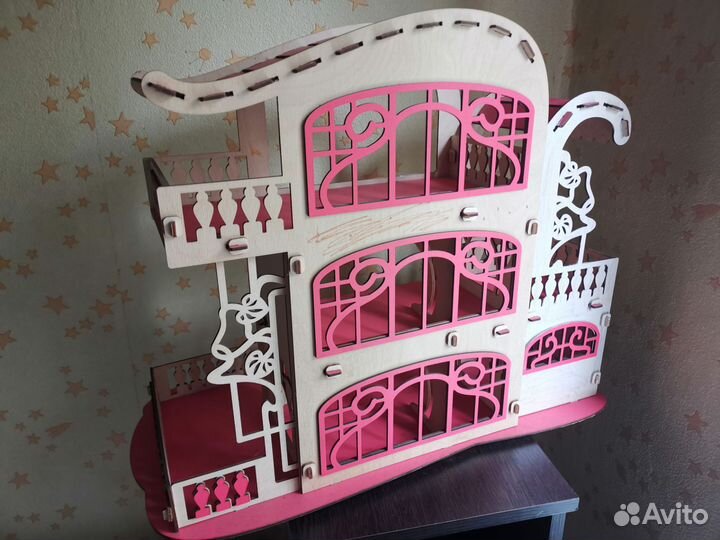 Кукольный домик