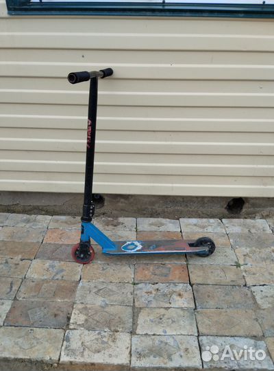 Трюковой самокат