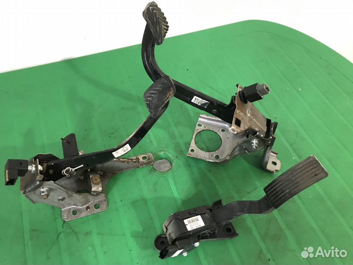 Педаль сцепления газа тормоза kia rio 3