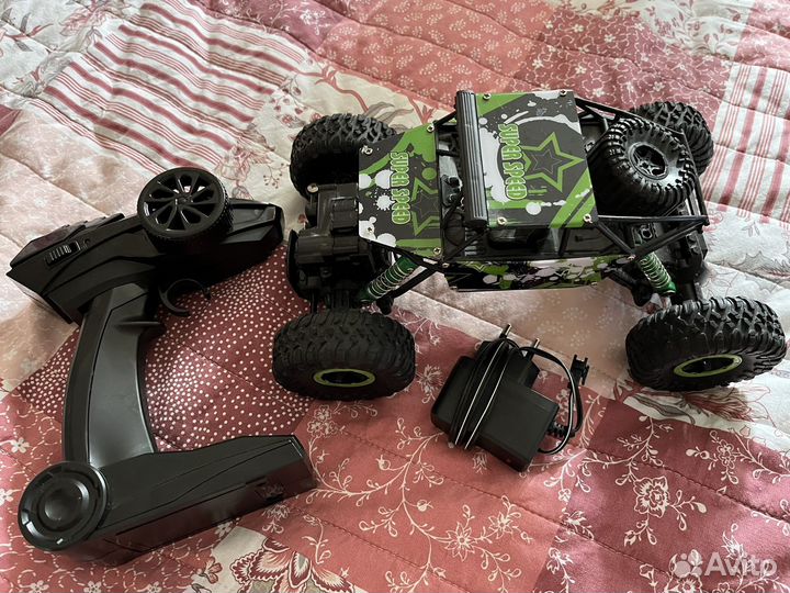 Машина на радиоуправлении дрифт