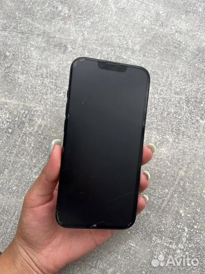 iPhone 13