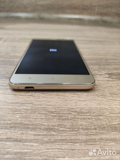 Телефон Xiaomi Note 3