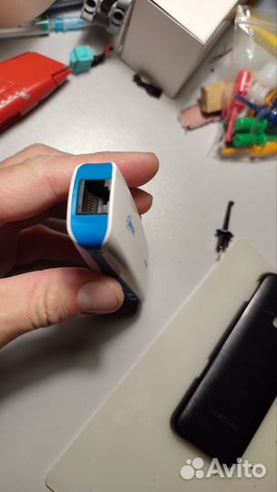 Карманный роутер hame