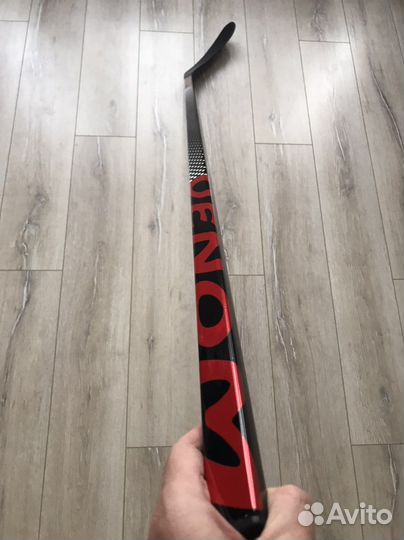 Клюшки хоккейные Venom