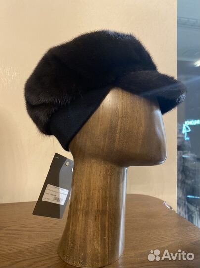 Кепка меховая женская