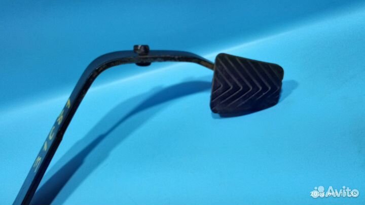 Педаль сцепления для Mitsubishi Lancer 9