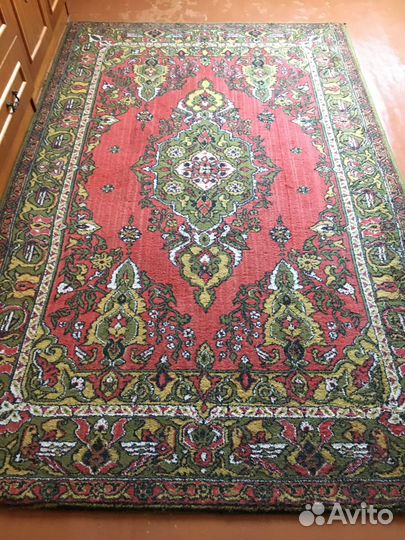 Ковер шерстяной