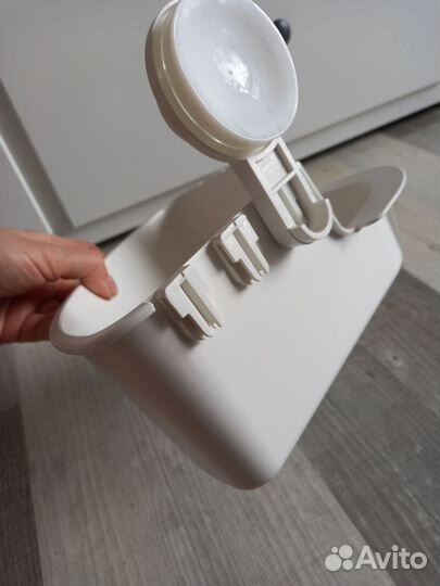 Угловая полочка IKEA в ванную