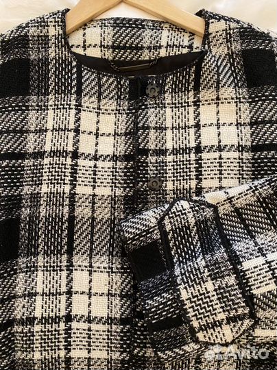 Легкое пальто Dolce & Gabbana 44 р