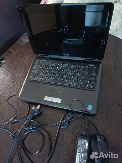 2 Ноутбука asus