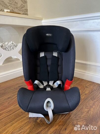 Автокресло Britax Romer (9-36кг) как новое