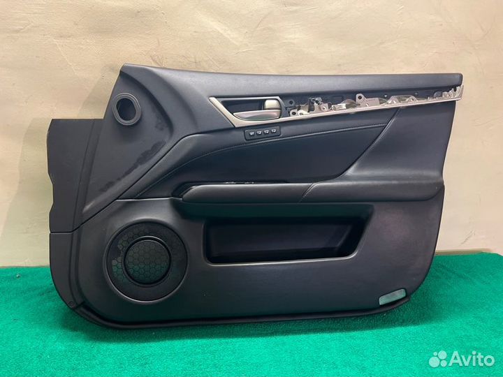 Обшивка двери передняя правая Lexus Gs 4 (12-17)