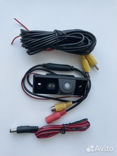 Камера заднего вида Volkswagen Touareg Tiguan