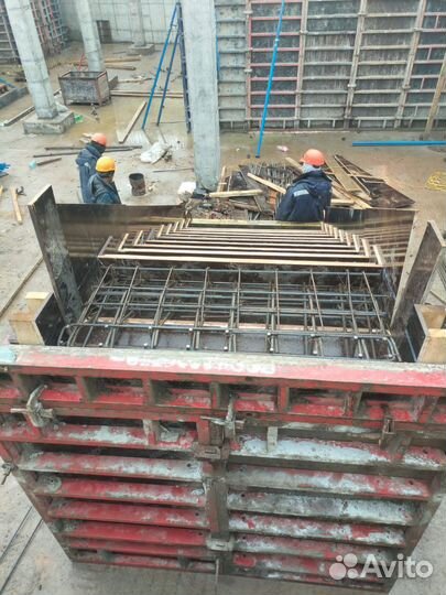 Бригада бетонщиков