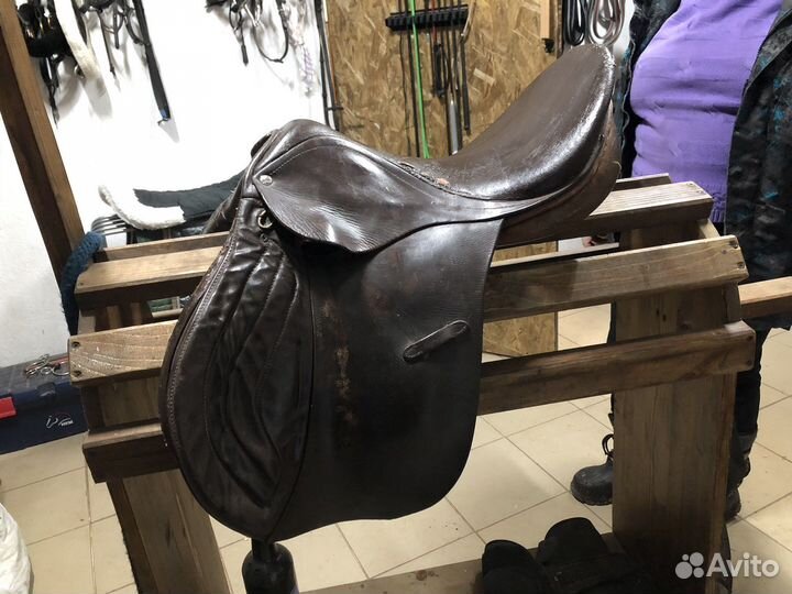 Седло для лошади