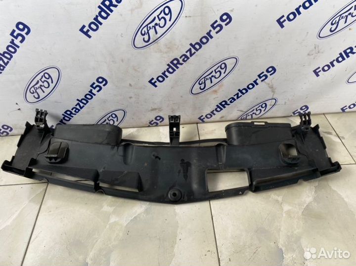 Воздухозаборник Mercedes-Benz C-Class W204