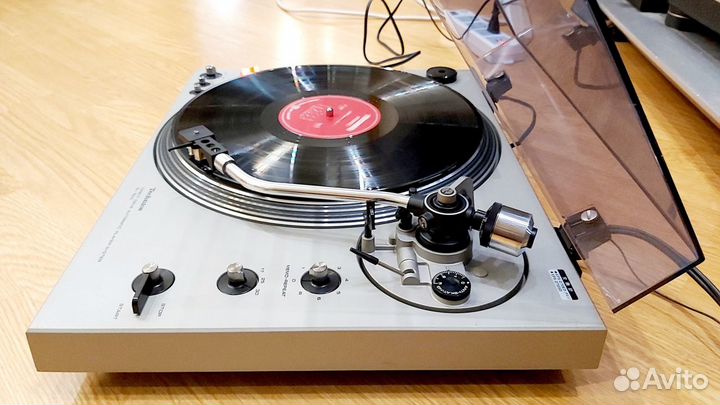 Проигрыватель винила Technics SL-1600 Япония