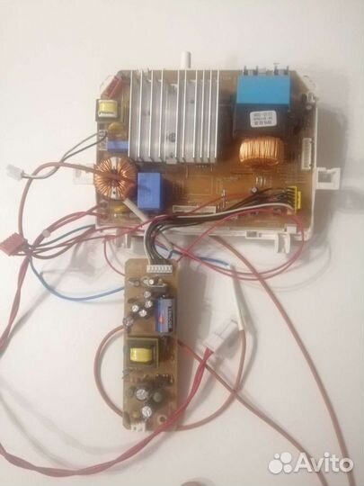 Части от мультиварки Bork Борк