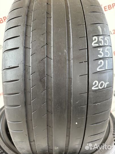 Michelin Pilot Sport 4 S 255/35 R21 и 295/30 R21 98Y