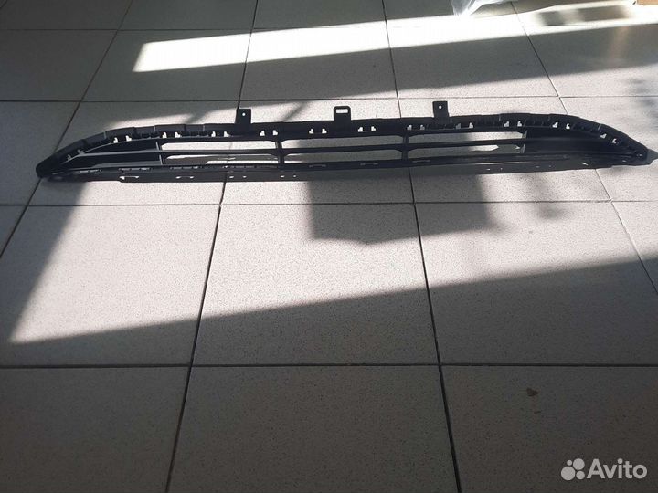 Решетка в бампер Солярис 2 нижняя