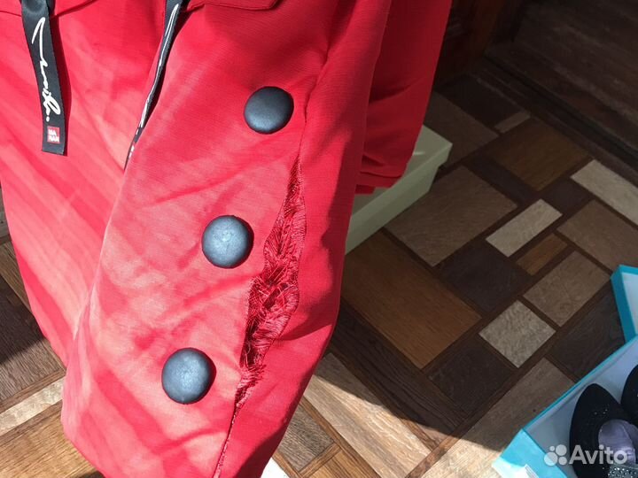 Ветровка для девочки