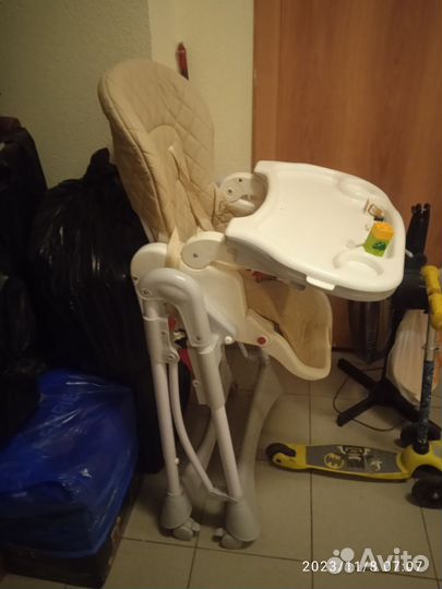 Стульчик для кормления