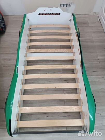 Детская кровать машинка с матрасом бу