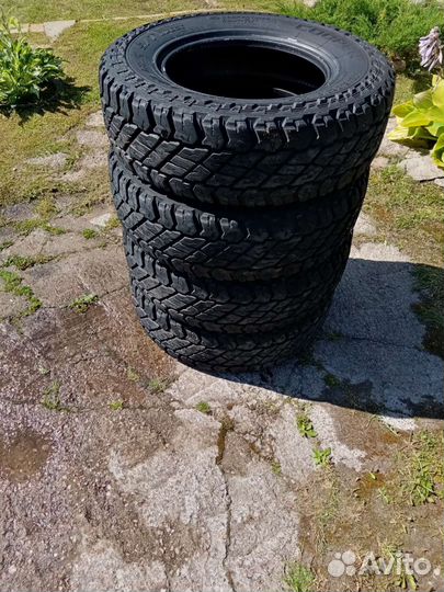 Cooper Discoverer Radial STT 245/75 R17