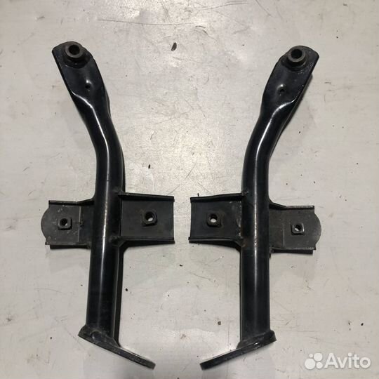 Кронштейны заднего крыла для XVZ1300 Royal Star