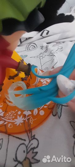 Аниме фигурка хатсуне мику