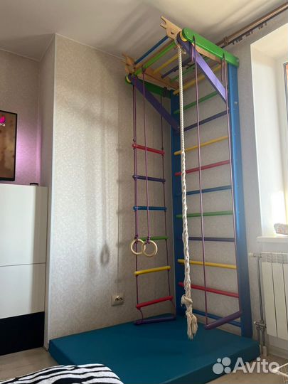 Шведская стенка с матом