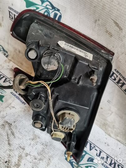 Фонарь задний внутренний правый Renault Megane III