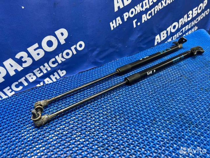 Амортизатор крышки багажника Chevrolet Aveo T300