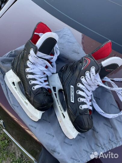 Коньки хоккейные