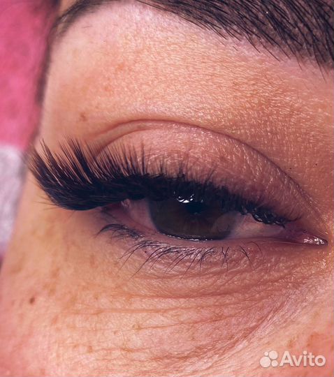 Наращивание ресниц LED и классическое