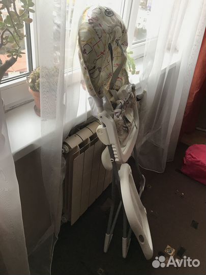 Стульчик для кормления Graco Tea Time