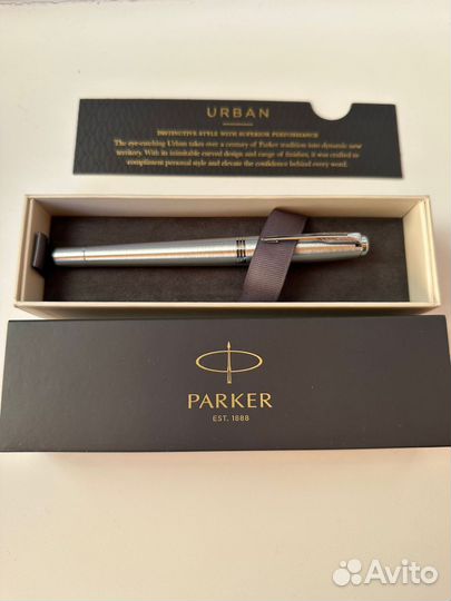 Ручка-роллер Parker Urban Metro Metallic CT